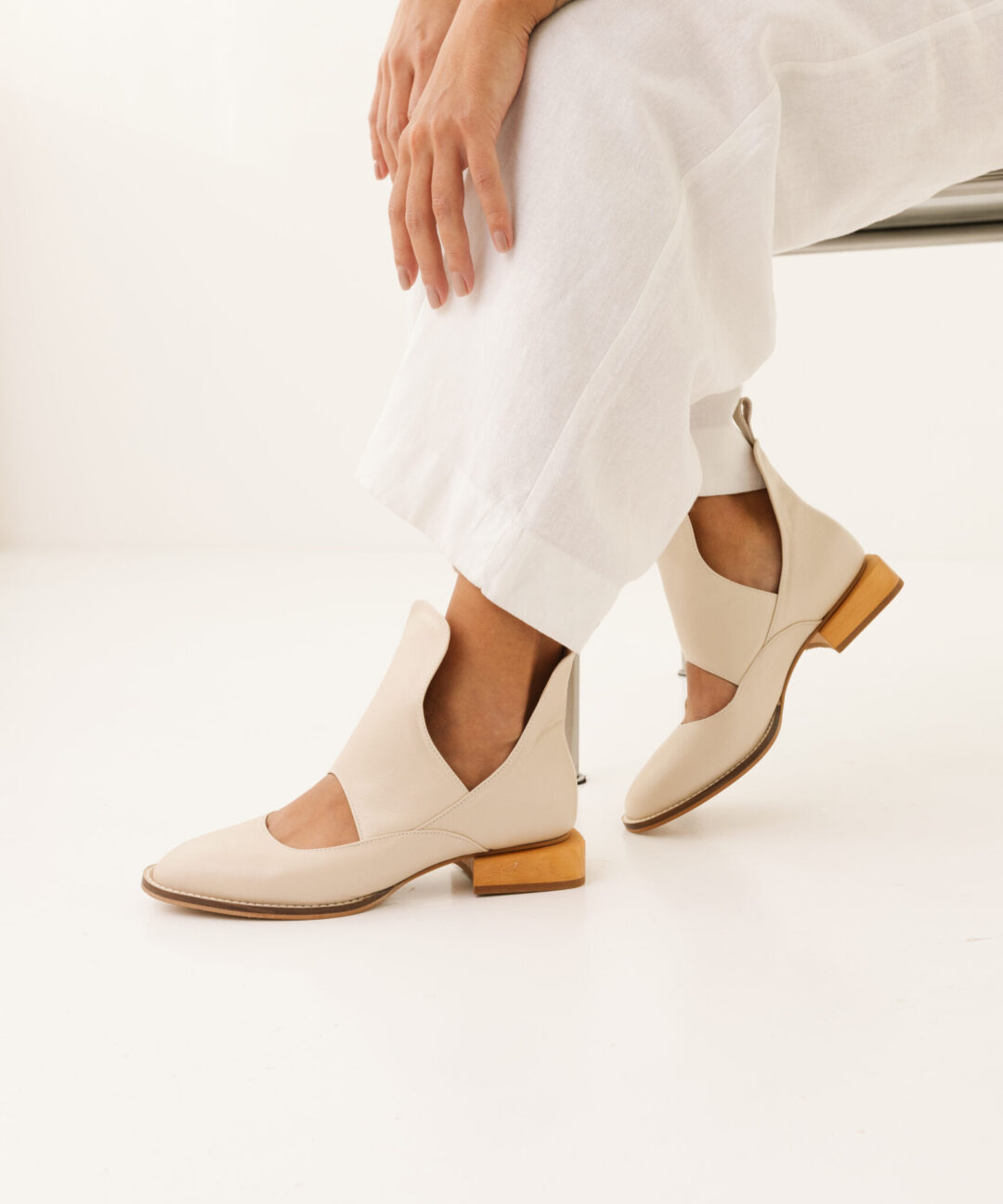 Bota Feminina Salto Baixo Toronto