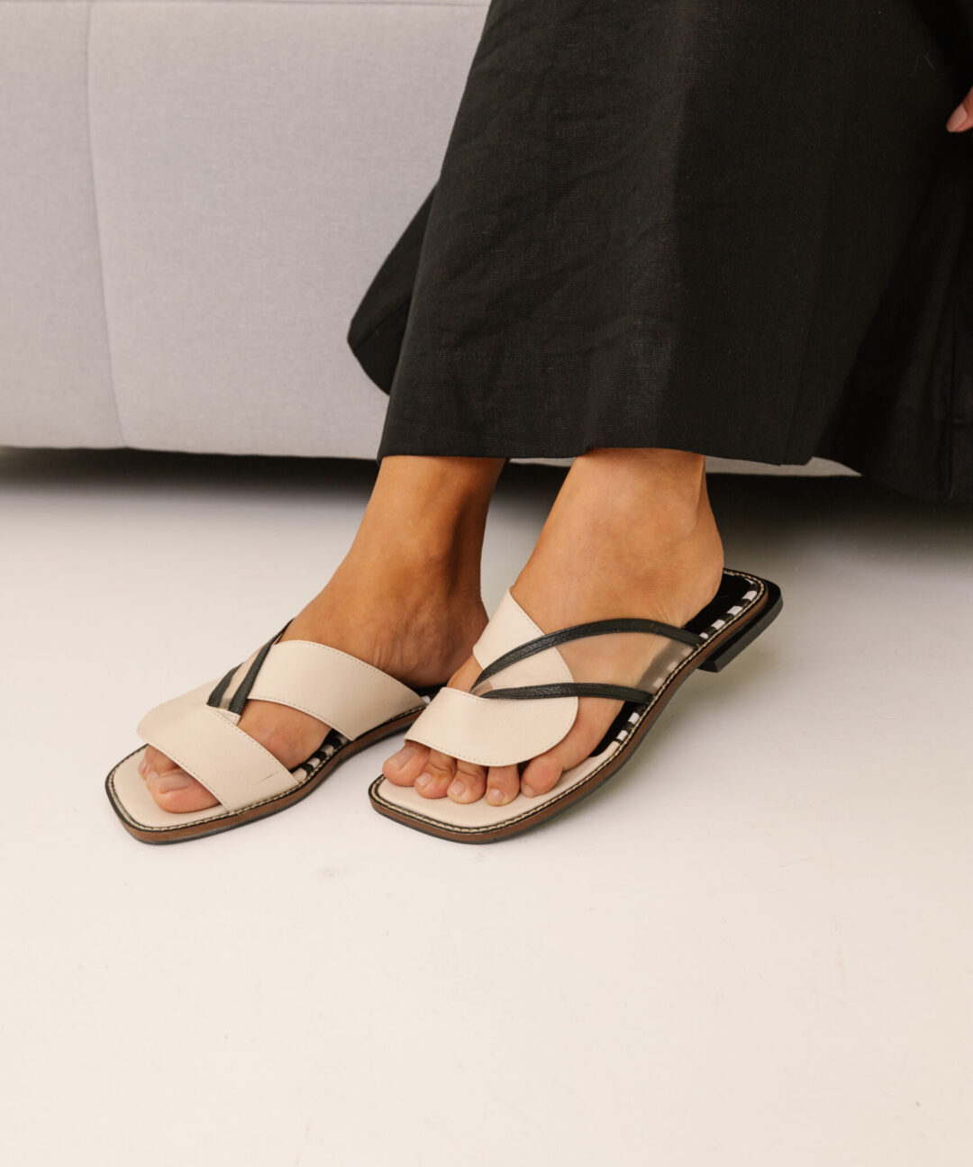 Rasteira Feminina em Couro e Tela El Camino