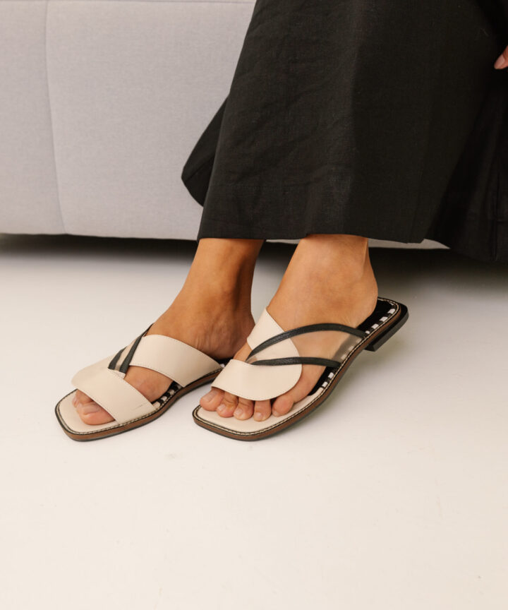 Rasteira Feminina em Couro e Tela El Camino