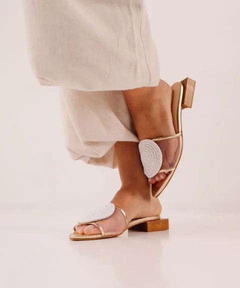 Tamanco em Couro e Tela Ciréna