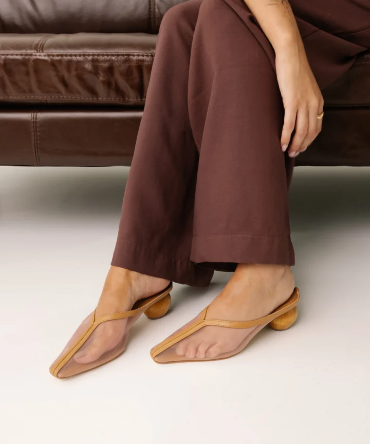 Mule em Couro e Tela Siena