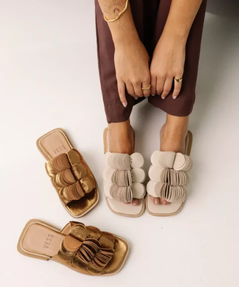 Rasteira Feminina em Couro Roques