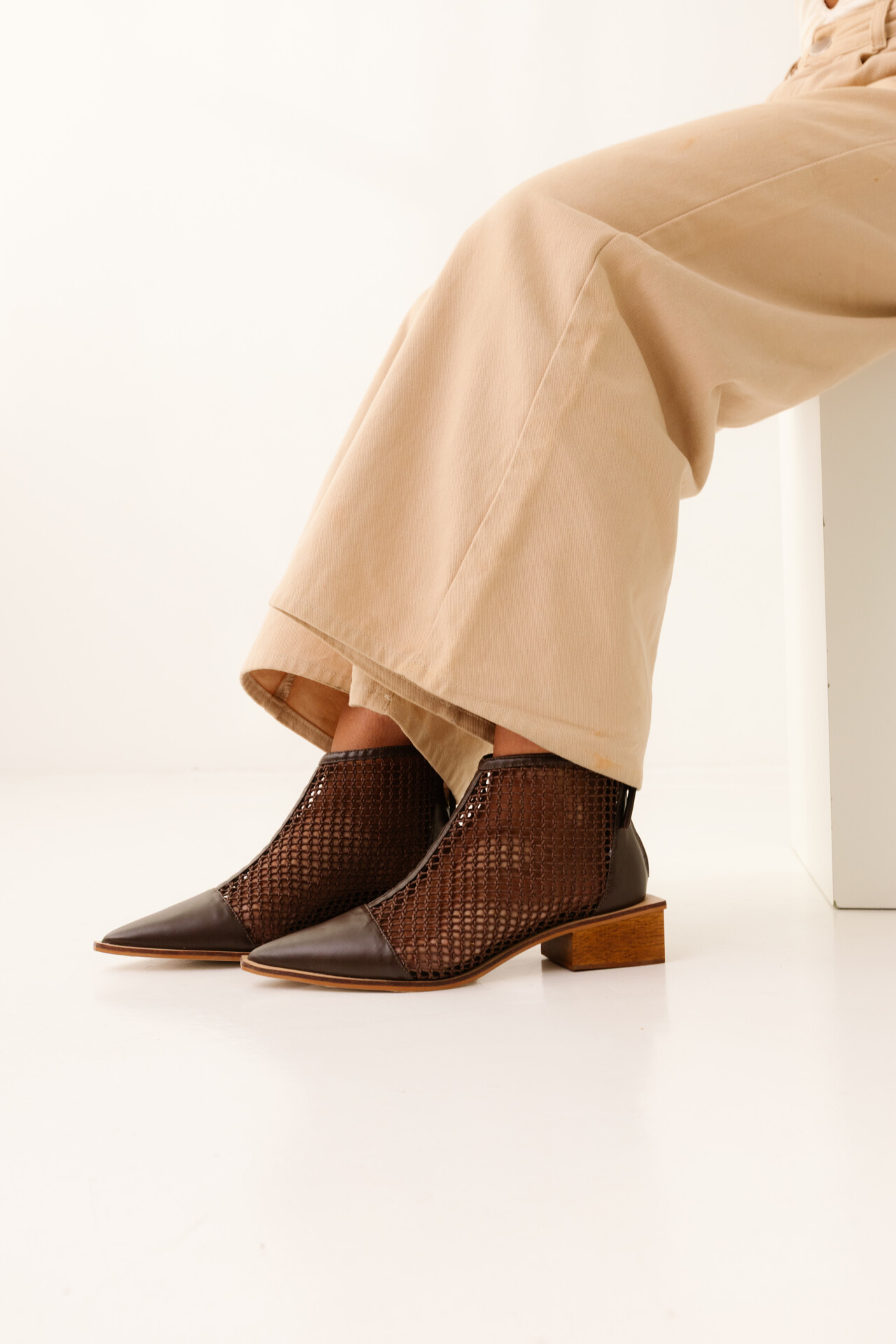 Bota em Couro Telado Treccia - Imagem 4