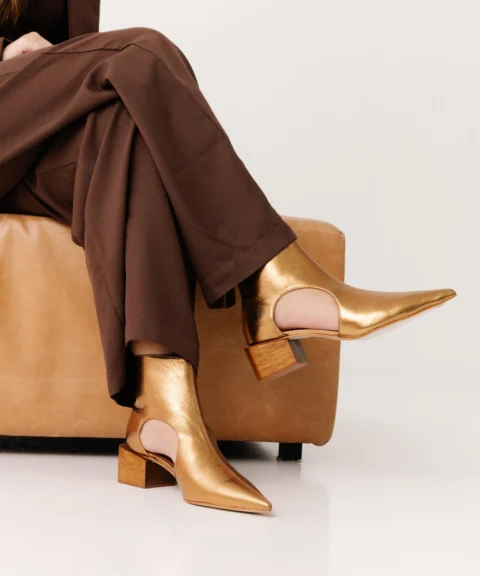 Bota Feminina em Couro Toucan