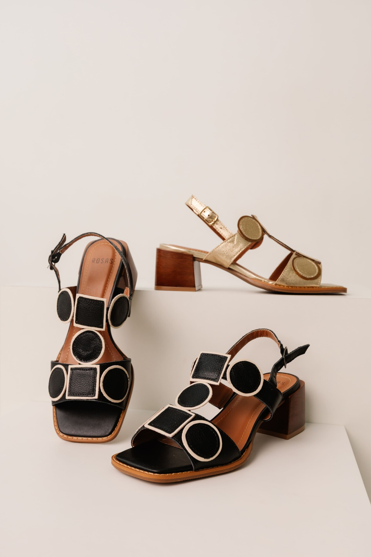 Sandália Feminina Salto Bloco Bauhaus - Imagem 2